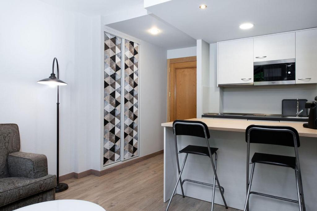 Apartamentos Vina Olivan Sarvisé Buitenkant foto