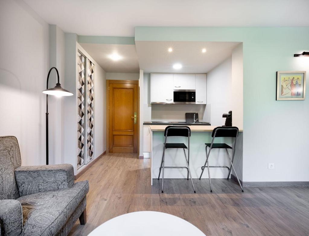 Apartamentos Vina Olivan Sarvisé Buitenkant foto